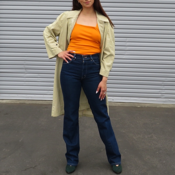 Blue tab Vintage Levi Jeans with Yellow Contrast - Picture 2 of 3